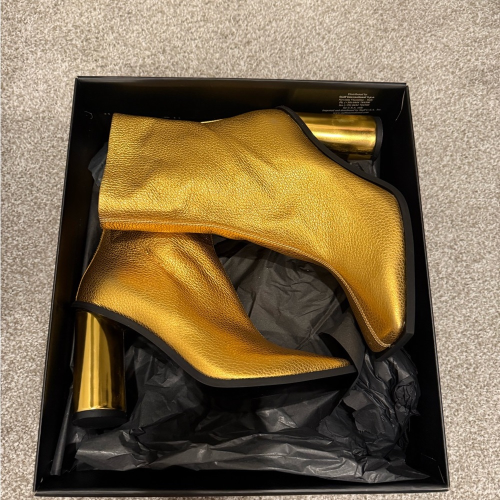 Just Cavalli Gold Heeled Boots Sleek Design